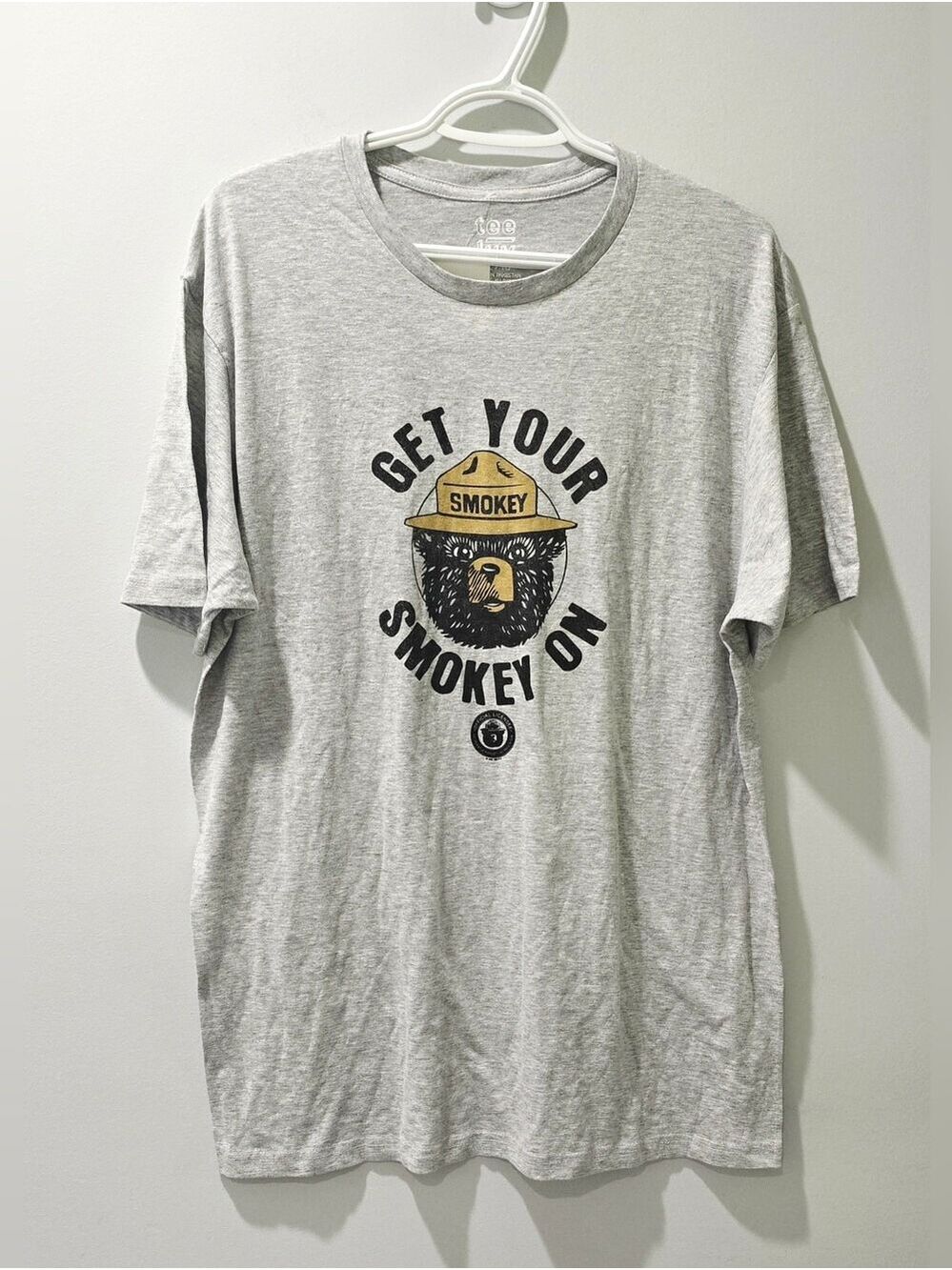 New! Tee Luv Men's Smokey Graphic Crewneck T-Shirt Size XL
